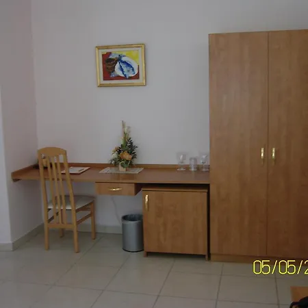 Deis Hotel 4*